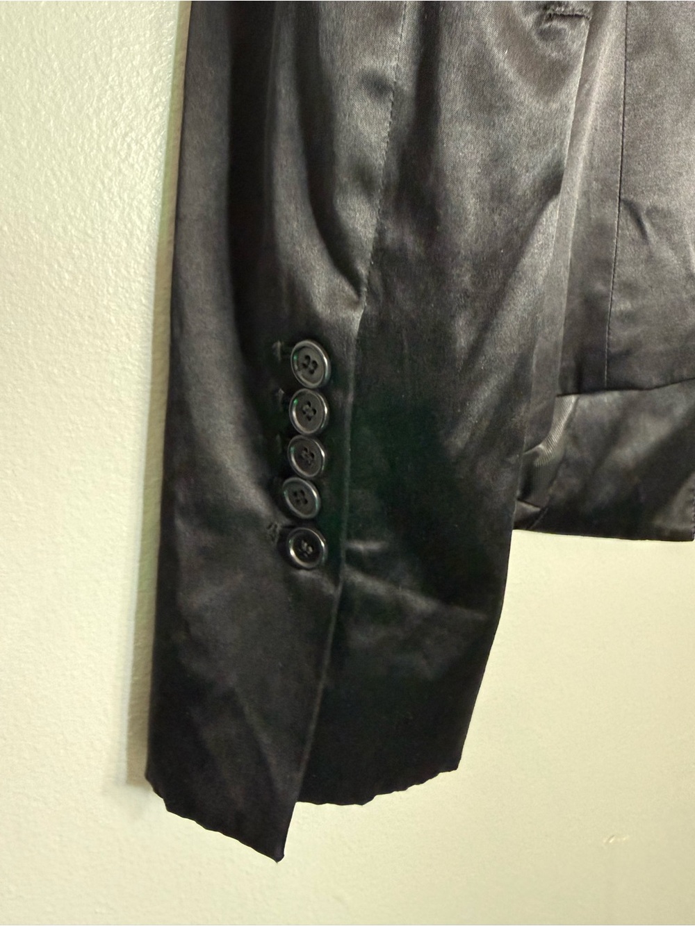 45. BCBGMaxAzria Black Satin Single-Button Blazer - Picture 6 of 7